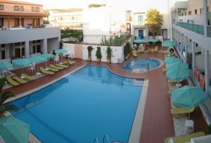 레팀노 Flisvos Beach (Adults Only) 아파트 외부 사진
