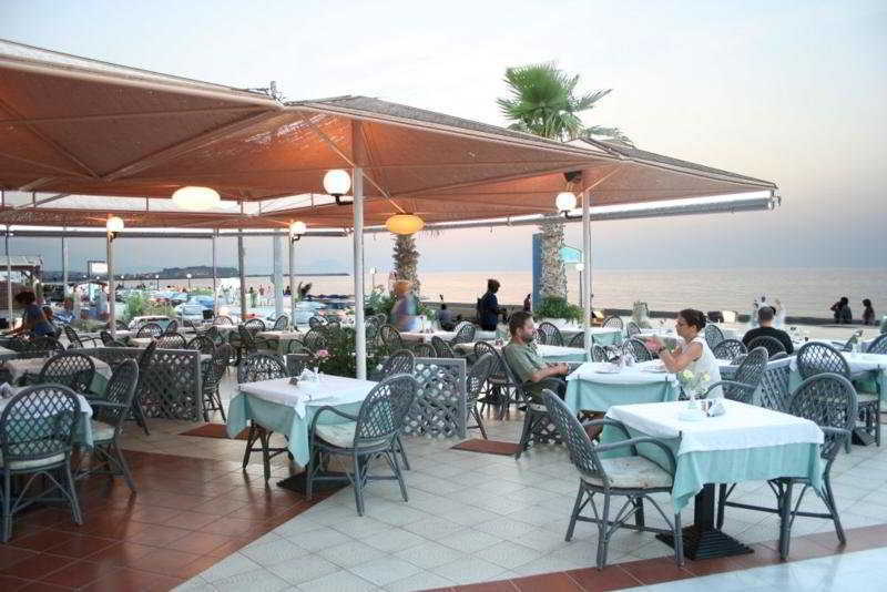 레팀노 Flisvos Beach (Adults Only) 아파트 외부 사진